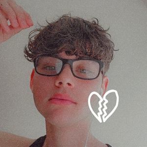 Meet your Posher, Riley